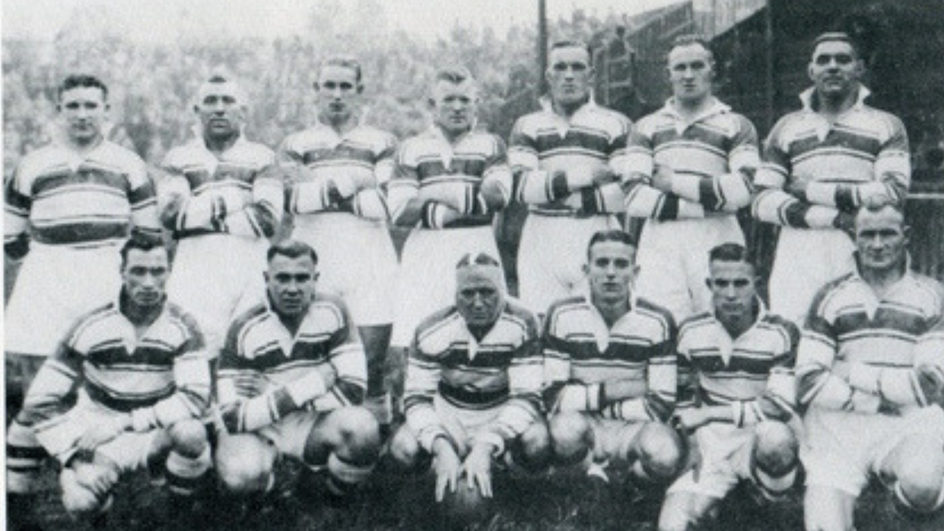 Hull FC's squad of 1939 before the start of the Second World War.