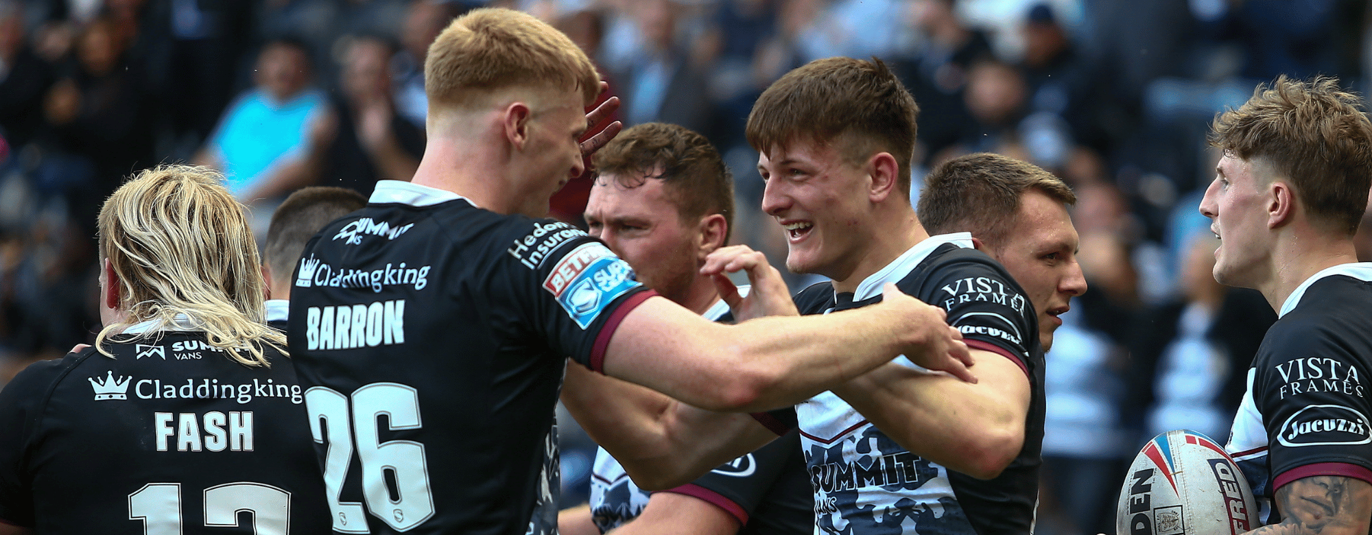 Match Day Gallery: Hull FC vs Castleford Tigers (Armed Forces Day)