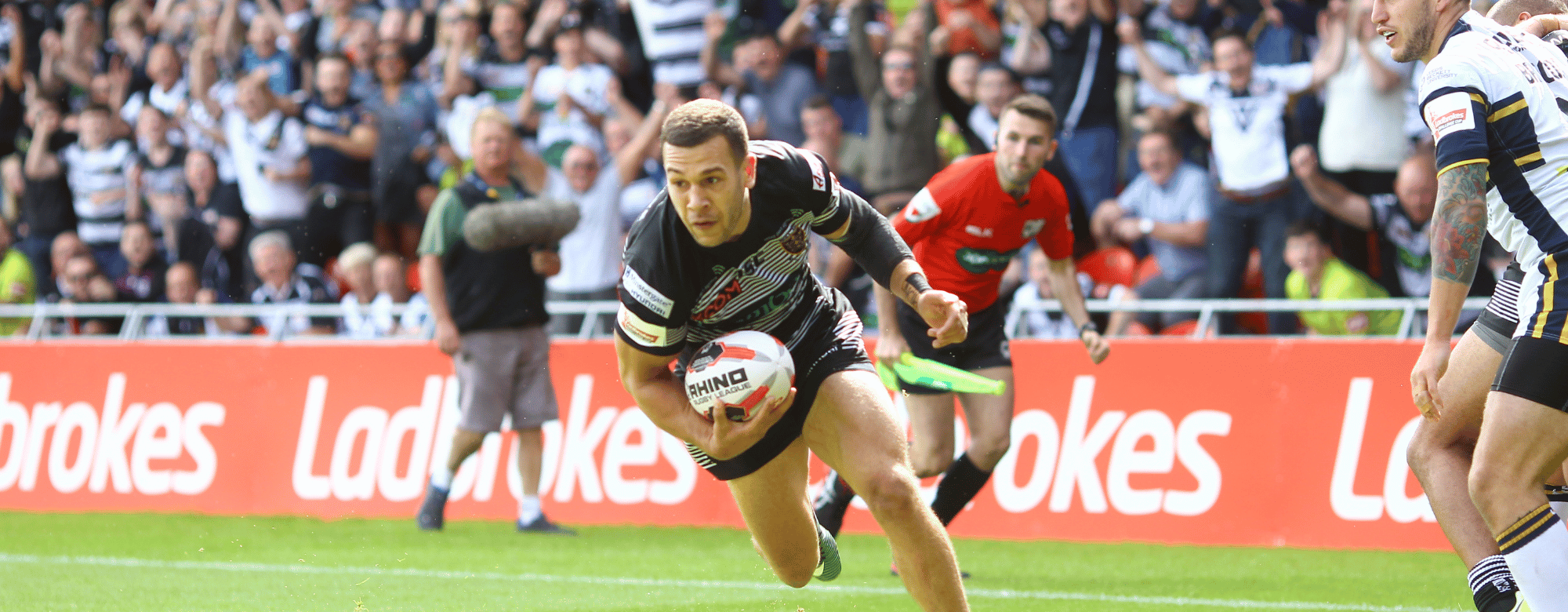 Carlos Tuimavave – A Career In Photos